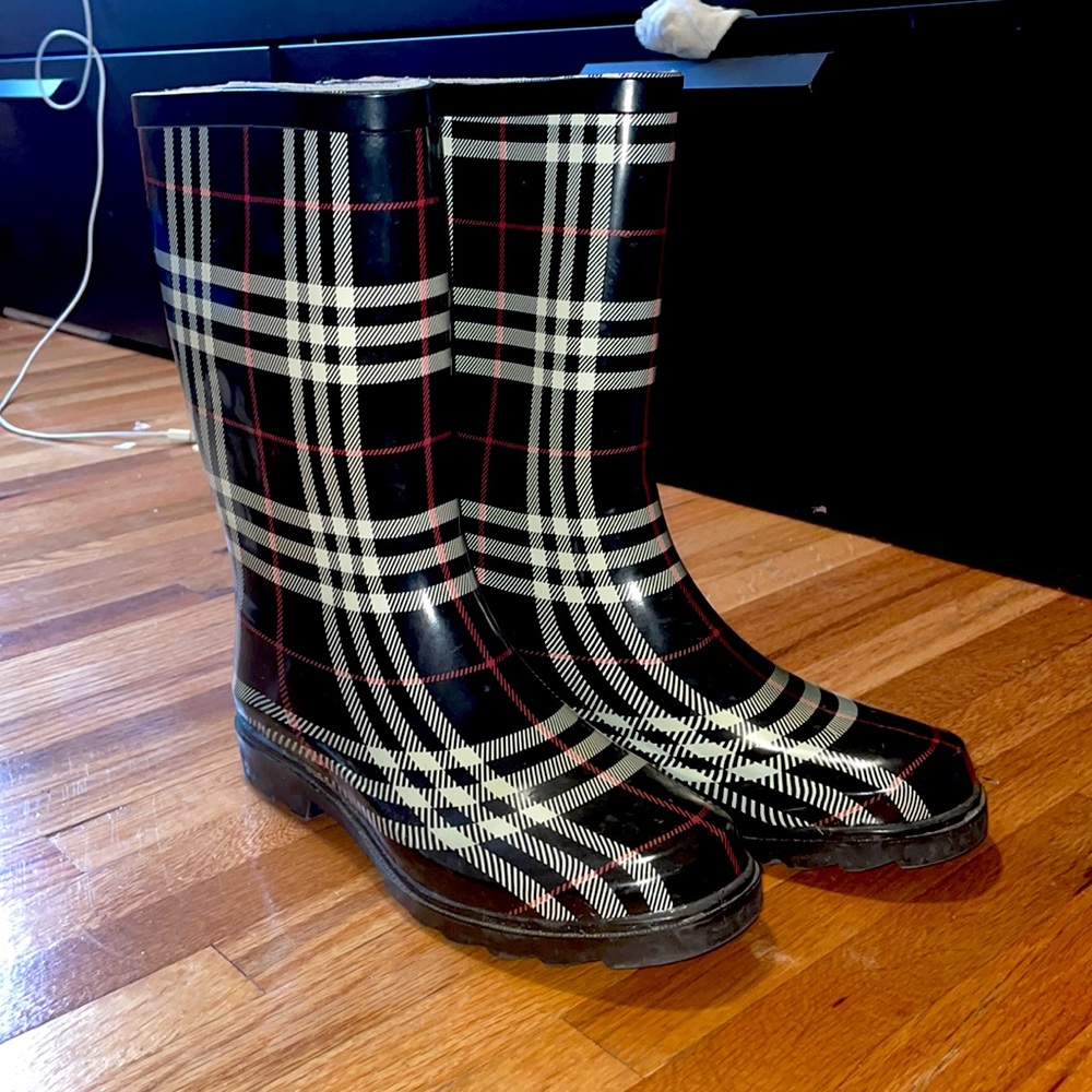 Plaid Rain Boots Size 9